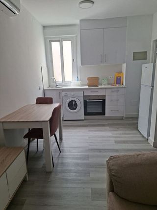 Piso en alquiler en Centro en Almería