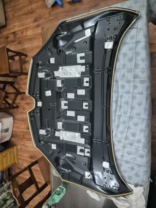 Capó Renault Megane 3 (2014-2016)