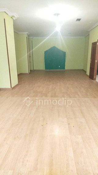 Local comercial en alquiler en Garrido Sur - Estación Sur en Salamanca
