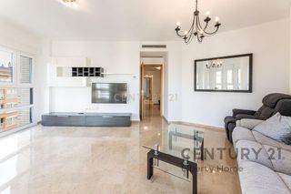 Piso en alquiler en Benicalap en Valencia