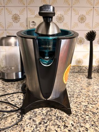 Exprimidor Cecotec EssentialVita Hyden 600