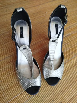 Sandalias tacón plateadas