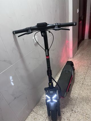 Patinete Eléctrico Segway ZT3 Pro Nuevo.