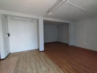 Local comercial en venta en La Ería - Masip en Oviedo