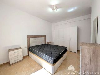 Piso en venta en Linares