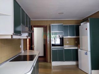 Piso en venta en Centro en Ourense