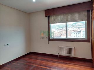 Piso en venta en Centro en Ourense