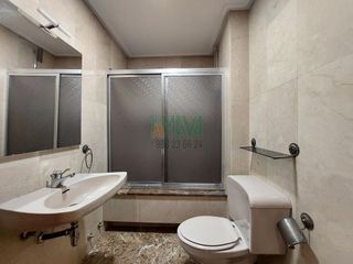 Piso en venta en Centro en Ourense