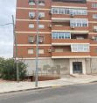 Local comercial en venta en Manzanares