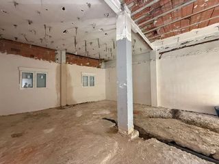 Local comercial en venta en El Castell en Burjassot