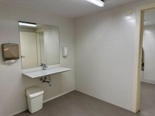 Local comercial en alquiler en Valldaura - Ctra. de Cardona en Manresa