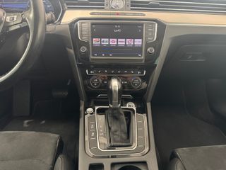 Volkswagen Passat Variant Sport 1.8 TSI 180CV BMT DSG