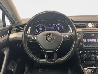 Volkswagen Passat Variant Sport 1.8 TSI 180CV BMT DSG