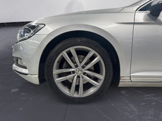 Volkswagen Passat Variant Sport 1.8 TSI 180CV BMT DSG