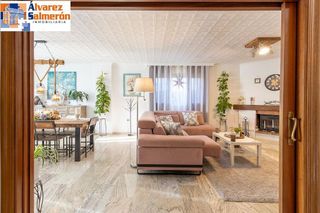 Chalet en venta en Gójar