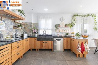 Chalet en venta en Gójar