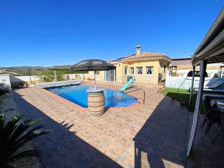 Chalet en venta en Zurgena