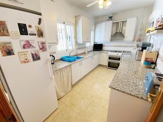 Chalet en venta en Zurgena