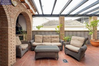 Casa adosada en venta en Polígono Cartuja – La Paz en Granada