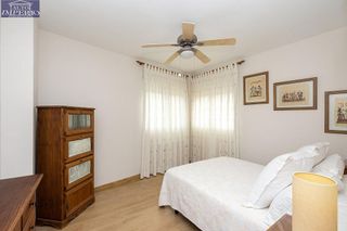 Casa adosada en venta en Polígono Cartuja – La Paz en Granada