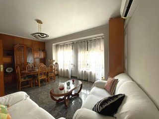 Chalet en venta en Valdepeñas