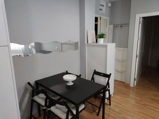 Piso en alquiler en Los Remedios en Sevilla