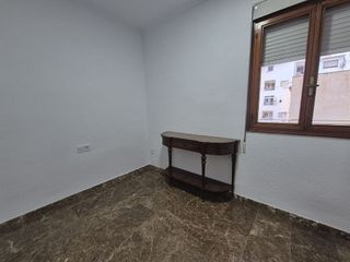 Piso en alquiler en Ensanche - Diputación en Alicante