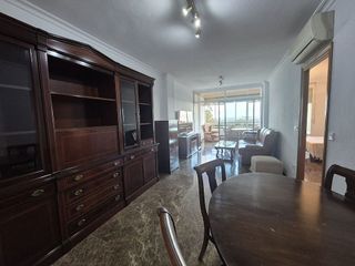 Piso en alquiler en Ensanche - Diputación en Alicante