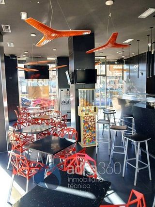 Local comercial en alquiler en Universidad - Los Lirios en Logroño