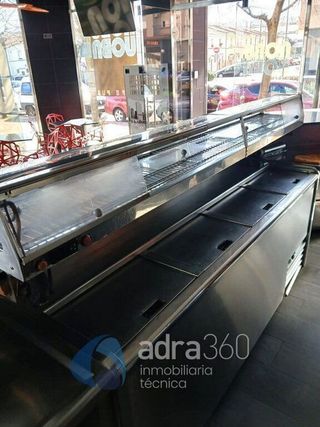 Local comercial en alquiler en Universidad - Los Lirios en Logroño