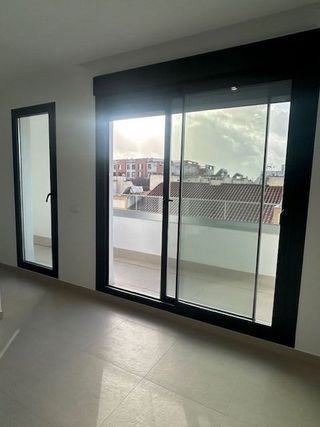 Piso en alquiler en Bellavista en Sevilla