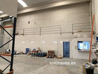 Nave industrial en alquiler en Avda. Cataluña en Zaragoza