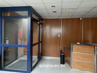 Nave industrial en alquiler en Avda. Cataluña en Zaragoza