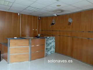 Nave industrial en alquiler en Avda. Cataluña en Zaragoza