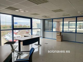 Nave industrial en alquiler en Avda. Cataluña en Zaragoza