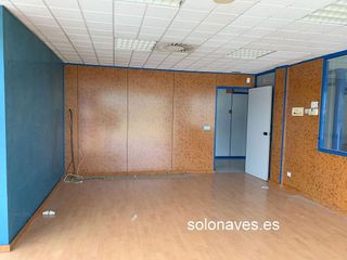 Nave industrial en alquiler en Avda. Cataluña en Zaragoza