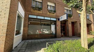 Local comercial en alquiler en Pumarín en Gijón
