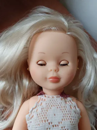 Muñeca Nancy con ropa