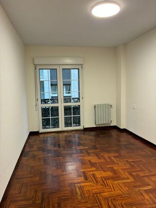 Piso en alquiler en Centro en Gijón