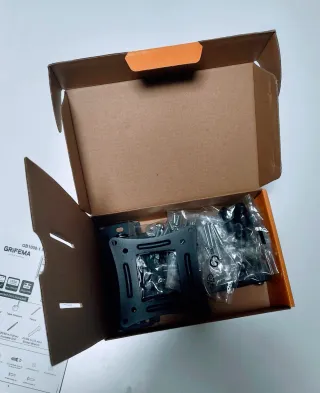 Soporte Pared TV GRIFEMA Full Motion 44lbs