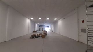 Nave industrial en venta en Valdepelayo - Montepinos - Arroyo Culebro en Leganés