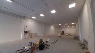 Nave industrial en venta en Valdepelayo - Montepinos - Arroyo Culebro en Leganés