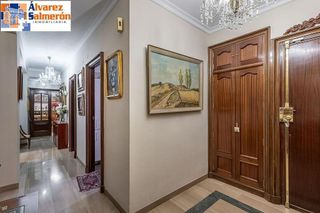 Piso en venta en Camino de Ronda - Rosaleda en Granada