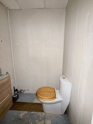 Local comercial en venta en Montserrat - Parque Empresarial en San Fernando de Henares