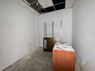 Local comercial en venta en Montserrat - Parque Empresarial en San Fernando de Henares