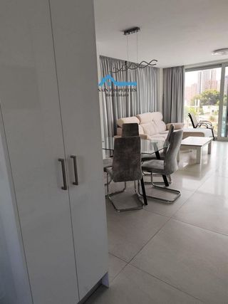 Piso en venta en Cala de Finestrat en Finestrat