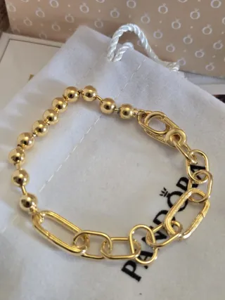 Pulsera Pandora Dorada con Cierre Brillante