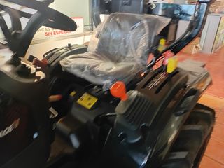 Mini Tractor Mitsubishi Startrac 26 Bagheera