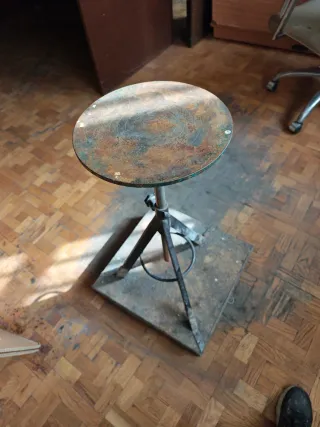 Taburete Joyería Vintage Industrial