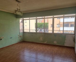 Piso en venta en Ciudad Jardín - Tagarete - El Zapillo en Almería